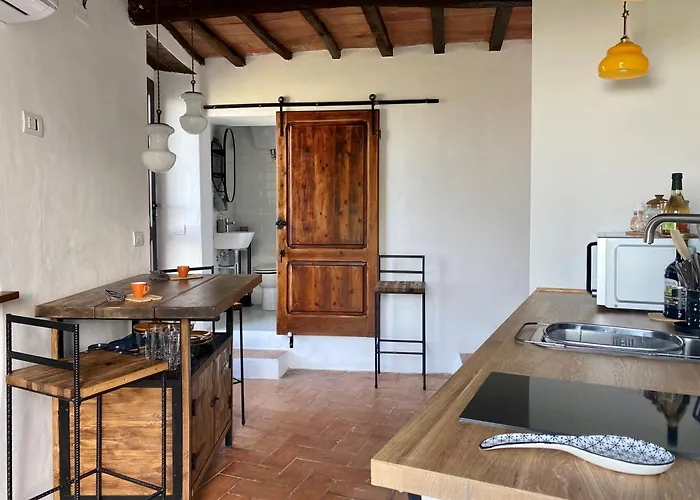 Corner Nest In Montalcino